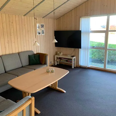 度假居 Scenic House On East Funen, 200m From The Belt *